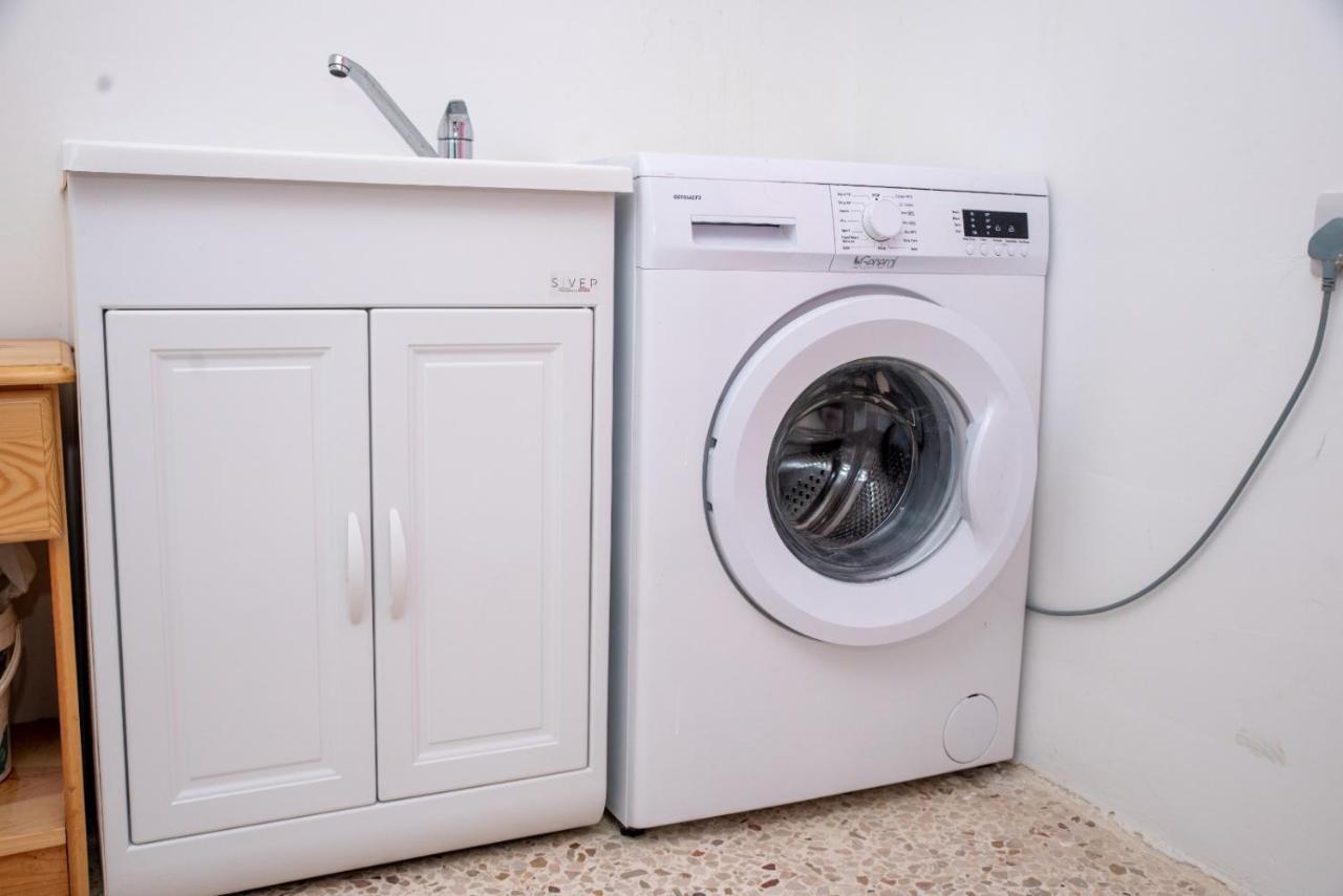 B & S Accommodation Sea View Apartment Marsaskala Ngoại thất bức ảnh